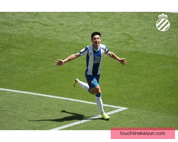 武磊在西班牙人时期表现稳健，持续受到关注与认可