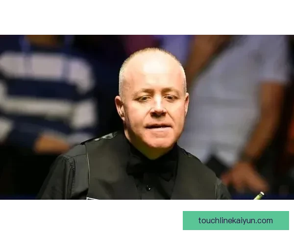 海伦芬中场组织表现稳健，近期状态回暖引发关注